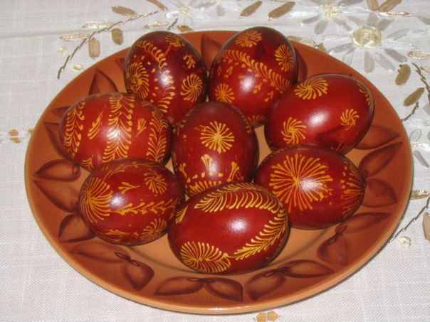 покрасить яйца