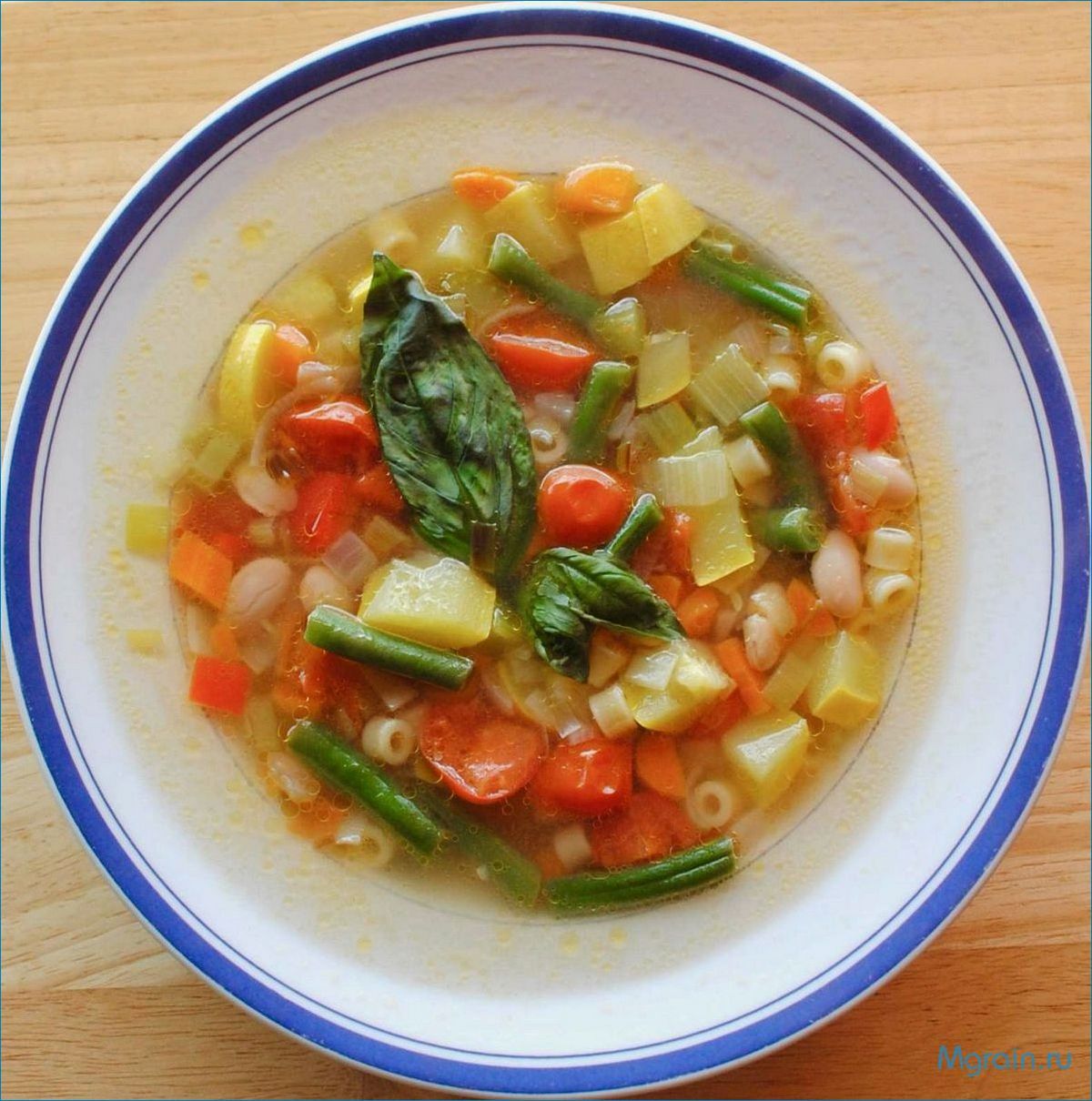 (минестроне, вкусный, питательный, итальянский) Минестроне — вкусный и питательный итальянский суп