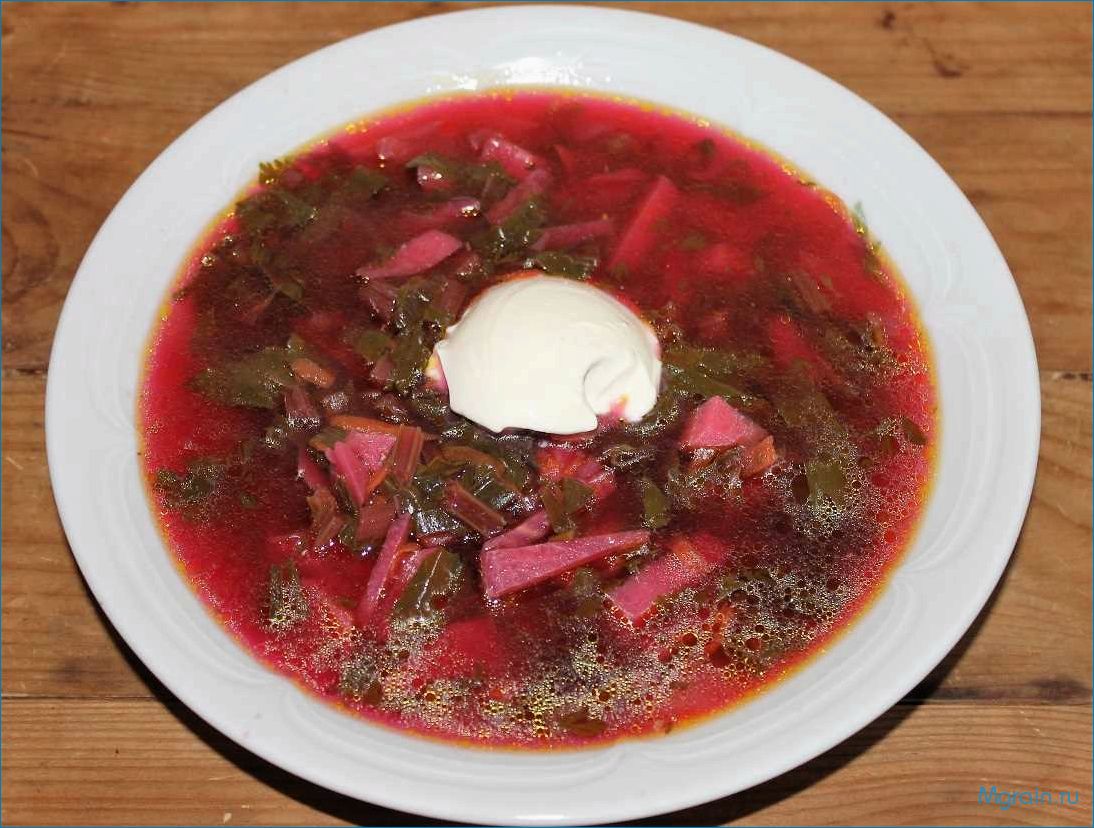 Как приготовить вкуснейший свекольник с горячей ботвой  